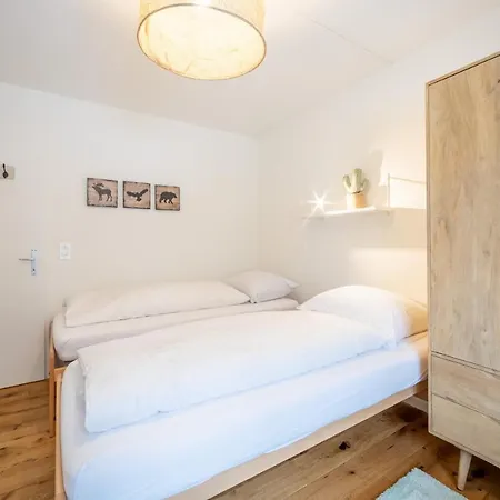 Homes - Val Signina 7-12 Daire Laax