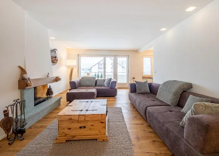 Homes - Val Signina 7-12